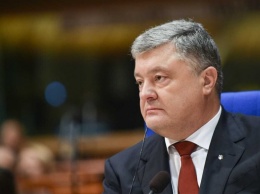 Порошенко выступил за ужесточение правил получения гражданства