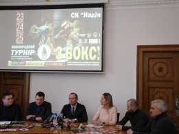 Николаев готовится к международному турниру по боксу