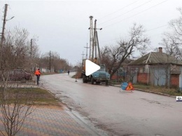 Работники Керченского РЭС проводят восстановительные работы в поселке Аджимушкай