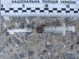 В Северодонецке у троих мужчин обнаружили наркотики
