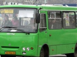 Харьковчане просят отменить повышение стоимости проезда в маршрутках