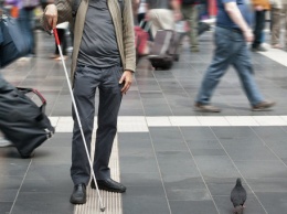 Новое приложение Microsoft помогает слепым перемещаться по улицам города