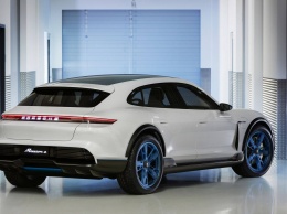 Porsche удивил концептом кросс-универсала Mission E Cross Turismo