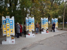 В запорожских школах собирают подписи за переименование парка в честь Сацкого