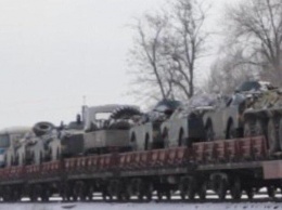 На Донбасс движется колонна украинской бронетехники