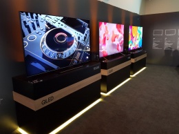Samsung представила QLED-телевизоры 2018 года