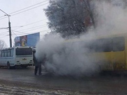 В Тернополе загорелся автобус с пассажирами