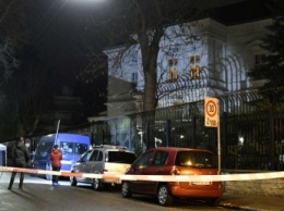 В Вене неизвестный напал с ножом на солдата возле резиденции посла Ирана