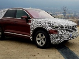 Новый Volkswagen Touareg замечен на тестах в Казахстане