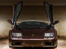Редчайший Lamborghini без пробега продали по цене нового Aventador