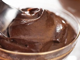 Повышающий метаболизм, антивозрастной шоколадно-авокадный пудинг, который вы можете приготовить в течение нескольких минут
