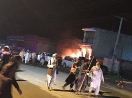 В Пакистане мощный взрыв унес жизни девяти человек