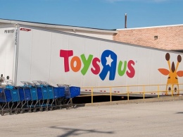 Крупнейшая сеть по продаже игрушек закрывает магазины в США