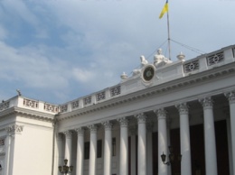 Одесские депутаты хотят наказать главу управляющей компании за незаконную стройку