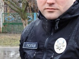 Запорожская полиция показала идеального участкового. Ему все помогают