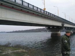 В Николаеве охрану мостов за 7 млн грн едва не отдали фирме, которая не имеет опыта и ресурсов