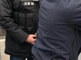 В Киеве задержали очередного полицейского-взяточника (ФОТО)