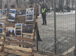 Из-за митинга полиция перекрыла Воздухофлотский проспект в Киеве