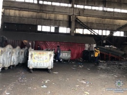 В Киеве ищут неизвестную роженицу, после того как в мусорном баке нашли тело младенца