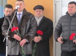 На Черниговщине открыли мемориальную доску украинскому писателю и этнографу