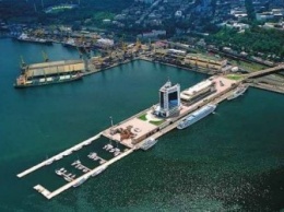 Промышленники просят Гройсмана снизить портовые сборы еще на 54%