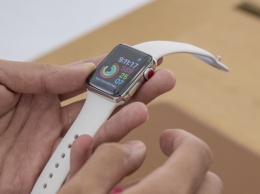 Почему стоит снимать Apple Watch перед сном