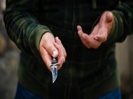 В Краматорске мужчина получил ножевое ранение, защищая собственное имущество