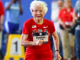 102-летняя бабушка установила два мировых рекорда