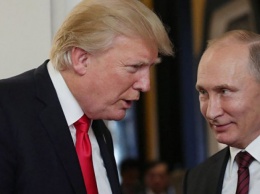 Экс-глава ЦРУ заявляет, что Трамп на крючке у Путина