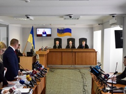Крымский свидетель: женщина дала показания на суде над Януковичем