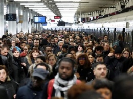 Франции грозит транспортный коллапс из-за забастовок