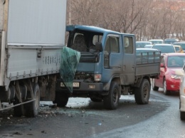 У АЗС на Херсонщине столкнулись грузовики