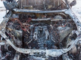 В Днепре сгорели три автомобиля