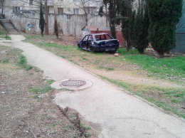 "Богом забытое место". Жители Севастополя жалуются на отношение "властей" к детскому саду