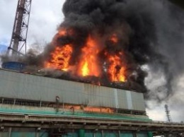 Смертельный пожар в Кемерово: официальные лица озвучили первую версию происшествия в ТРЦ "Зимняя вишня"