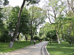 В Киеве отремонтируют парк Партизанской славы: фото