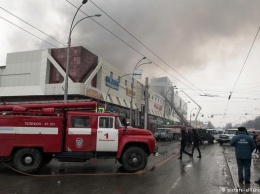 Пожар в "Зимней вишне": что известно о трагедии в Кемерово