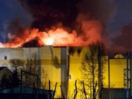 «Наши дети горели, а мы просто наблюдали»: В пожаре в Кемерово погибли не меньше 64 человек