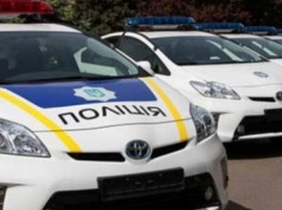 Криворожские депутаты помогли патрульным "улучшать криминогенную ситуации в городе" (ФОТО)
