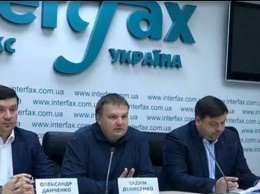 Депутат Денисенко предлагает наказывать за невыполнение закона "Маски-шоу стоп"