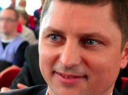 В Кропивницком депутату вручили протокол об административном правонарушении