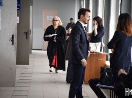 Юристы мэрии Николаева в суде не сказали ни слова против немедленного возвращения Сенкевича на должность мэра