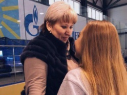 В российской школе разгорается секс-скандал: учительницу заподозрили в лесбийской связи с ученицей