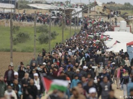 Тысячи палестинцев начали многодневную акцию протеста