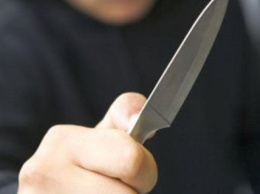 В Каховке двое "гопников", угрожая ножом, отобрали телефон у подростка