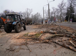 Одесские дорожники сделают более безопасным поворот возле Дворца спорта