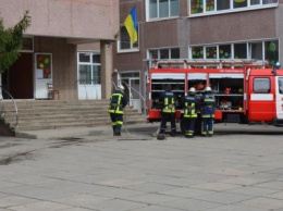 На Днепропетровщине через суд требуют устранить нарушения противопожарной безопасности в учебных учреждениях