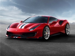 Новая модель Ferrari 488 Pista - На два фронта