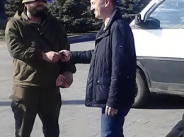 В помощь бойцам АТО: депутат из Каменского Сергей Мыршавка передал на передовую автомобиль