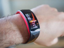 Samsung выпустила обновление для Gear Fit2 и Fit2 Pro. Что изменилось